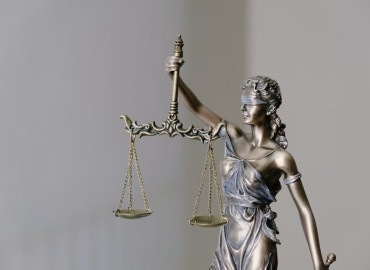 банк продал долг коллекторам после решения суда: что делать в 2026 - фото - 1